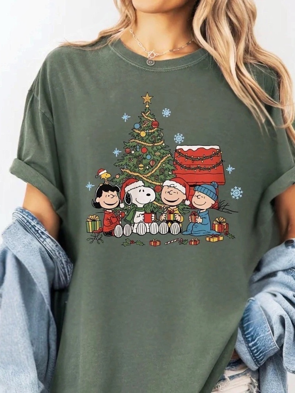 Comfort Colors Peanuts Snoopy Charlie Brown Christmas Tree Doghouse Gifts Winter